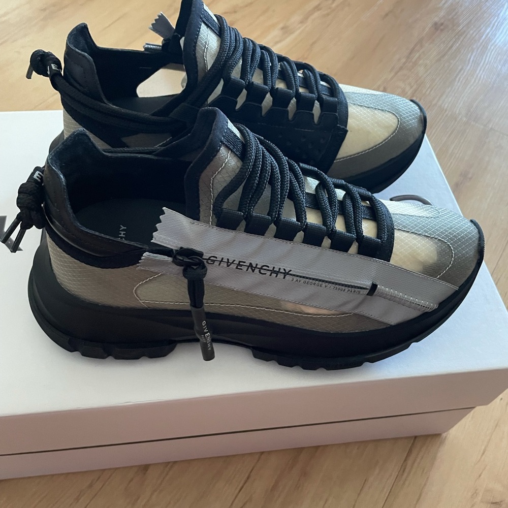 Givenchy spectre mesh runners